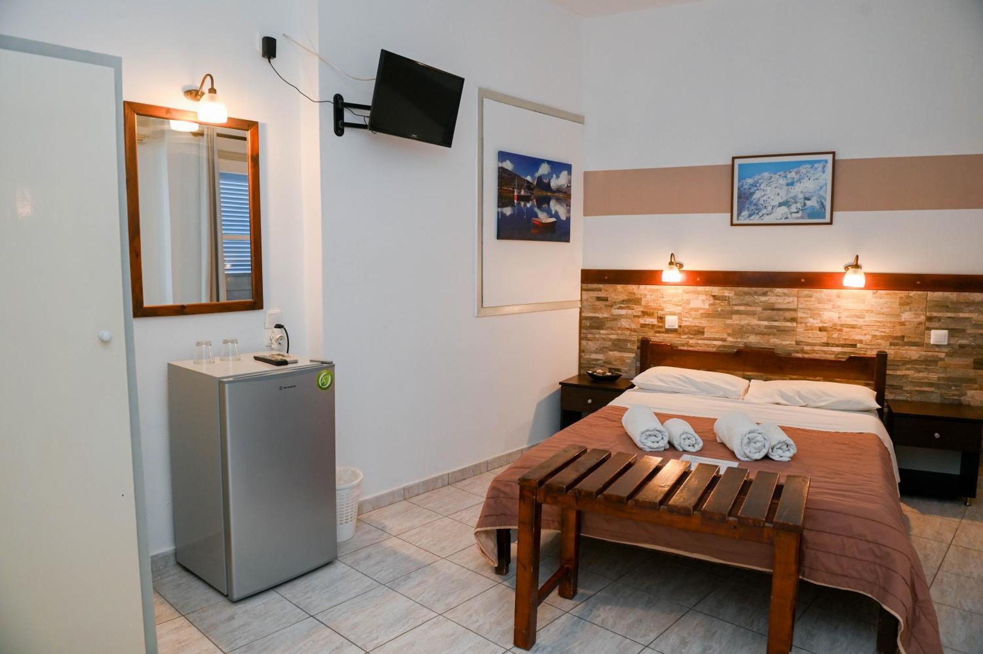 Narkissos Hotel Kamari  Ngoại thất bức ảnh