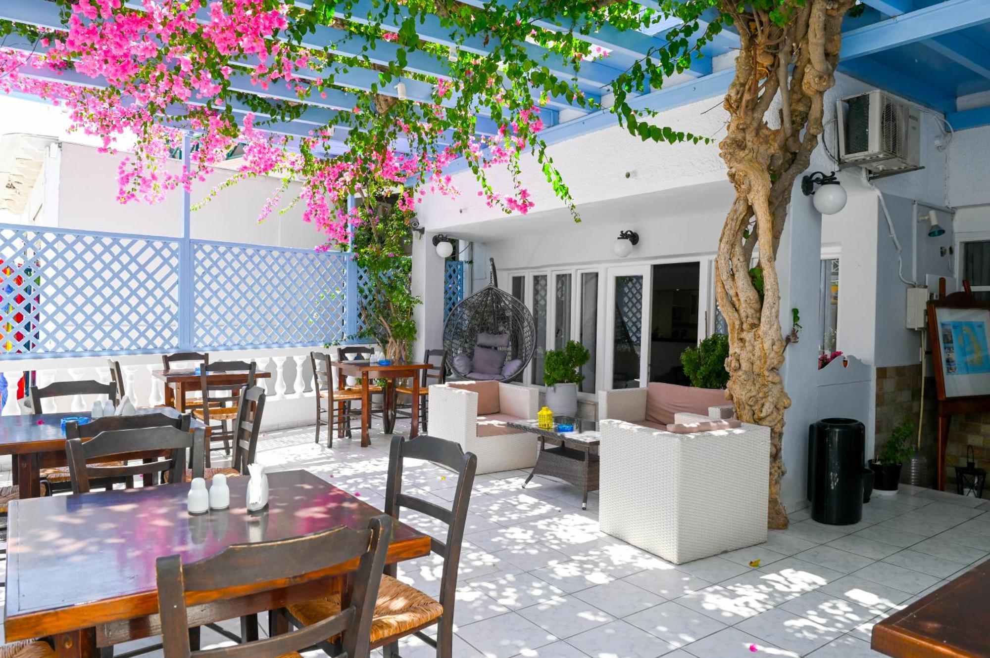 Narkissos Hotel Kamari  Ngoại thất bức ảnh