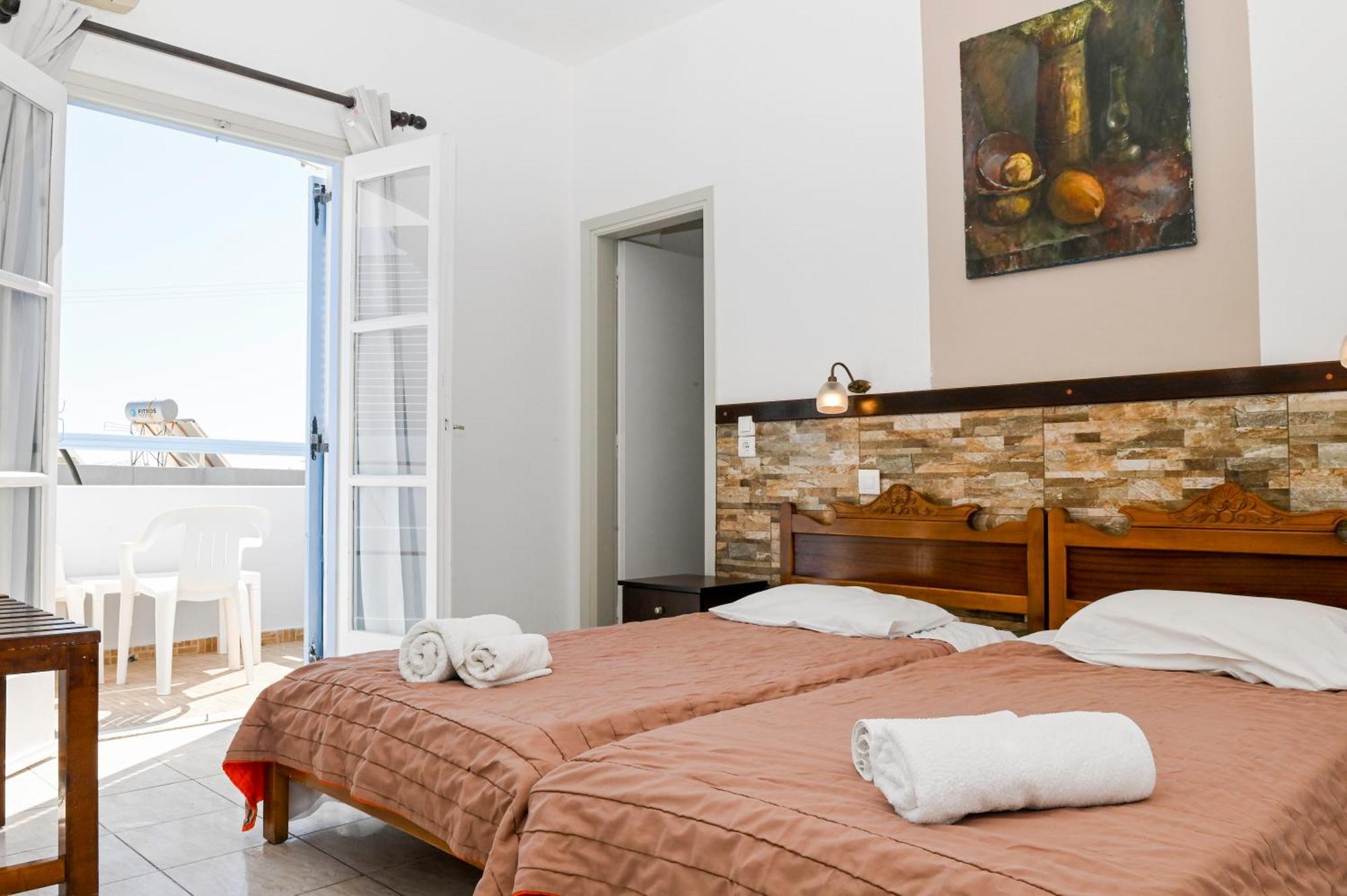 Narkissos Hotel Kamari  Ngoại thất bức ảnh