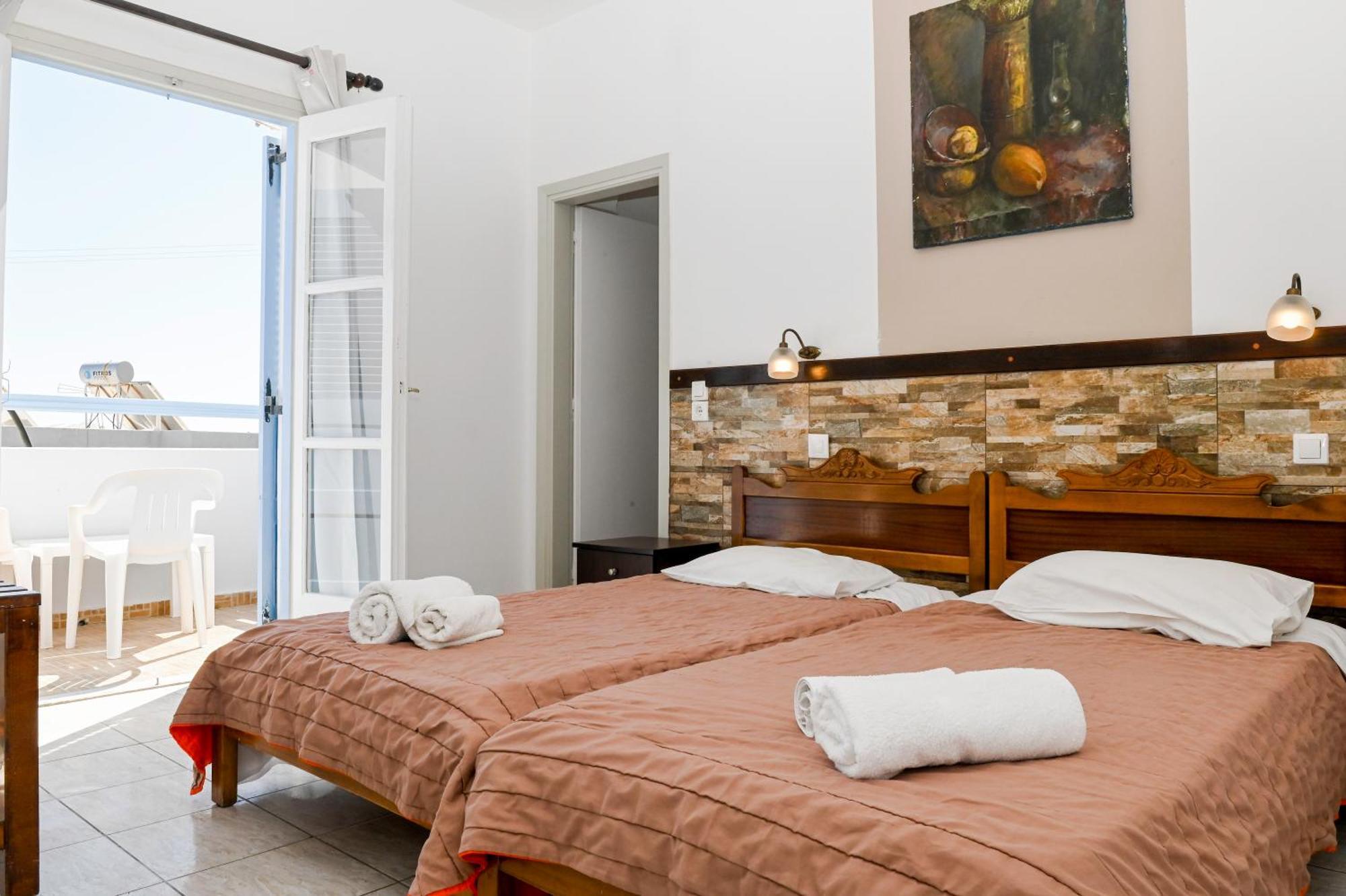 Narkissos Hotel Kamari  Ngoại thất bức ảnh